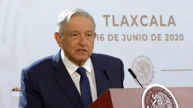 Foto: Cortesía No atendí a familiares de víctimas en Veracruz por 'sana distancia', lamento que eso haya pasado: AMLO