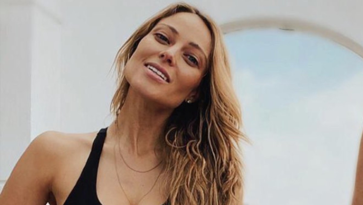 Foto: Cortesía ¡Ups! Vanessa Huppenkoten enseña de más durante transmisión en vivo