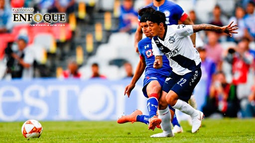Foto: Cortesía El Puebla logró la renovación del colombiano Omar Fernández