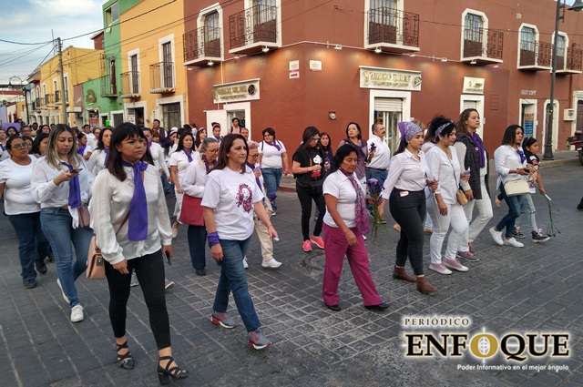 Decenas de mujeres marchan en San Pedro Cholula por Un Día Sin Mujeres