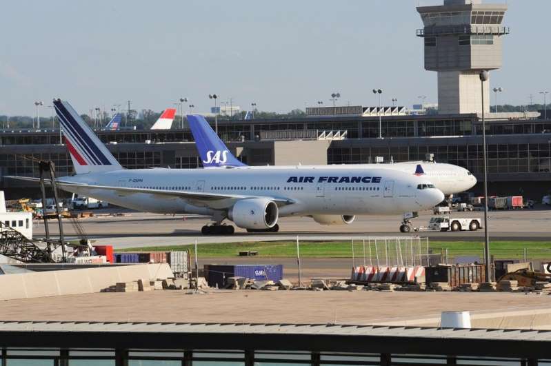 Empresarios poblanos atrapados en Asia y Europa ante cancelación de vuelos