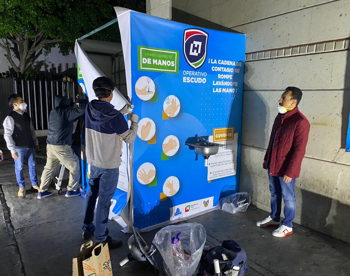 Foto: Cortesía Instalan lavamanos comunitarios en hospitales de Pachuca