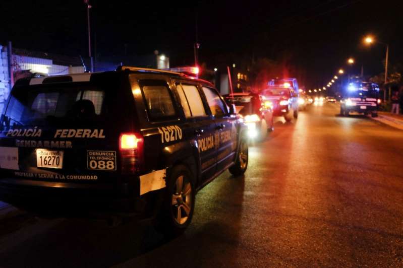 Balacera en Cancún deja un muerto, un herido y 4 detenidos