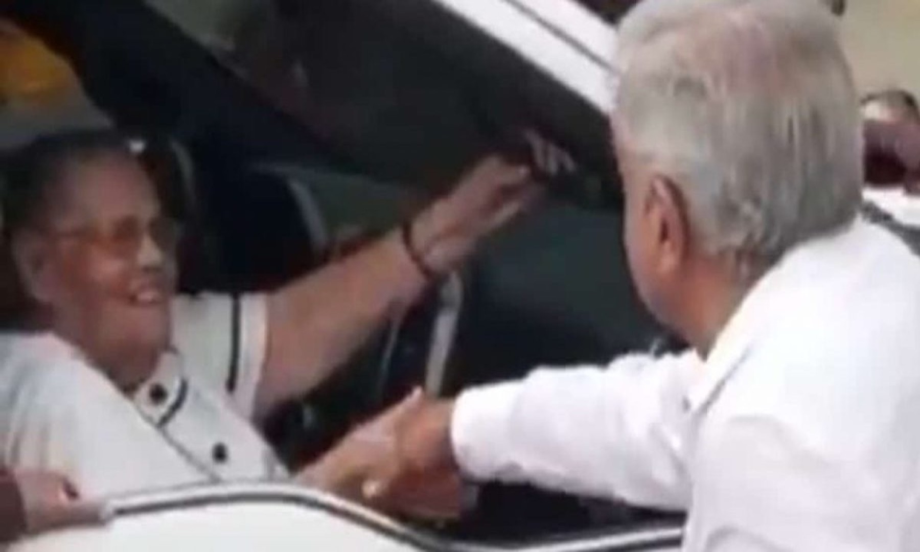 Foto: Cortesía Ayudaré a madre del 'Chapo' para que pueda ir a ver a su hijo por razones humanitarias: AMLO