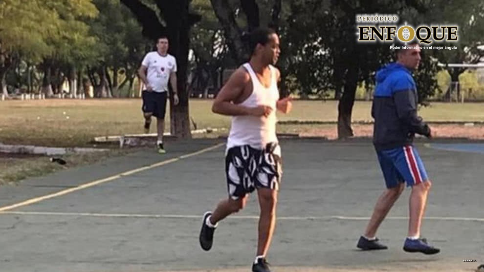 Foto: Cortesía Ronaldinho se divierte en la cárcel mientras el mundo lucha contra el Coronavirus