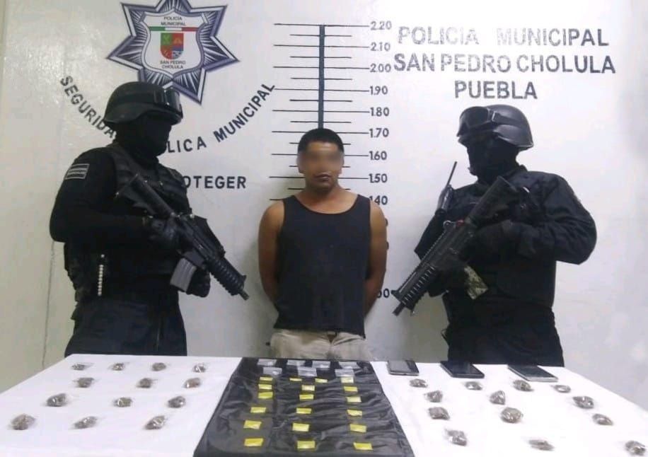 Foto: Cortesía Detiene grupo táctico de San Pedro Cholula a presunto narcomenudista en operativo
