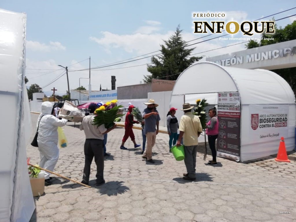 Foto: Cortesía Tecamachalco permite acceso a panteones el 10 de mayo; Barbosa Huerta pide a alcaldes actuar con responsabilidad