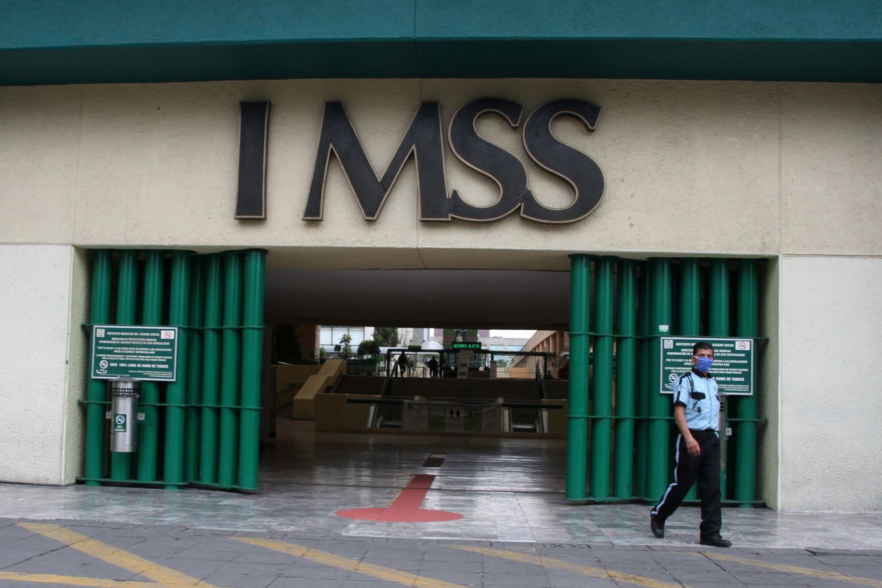 Foto: Cortesía Director jurídico del IMSS da positivo a COVID-19