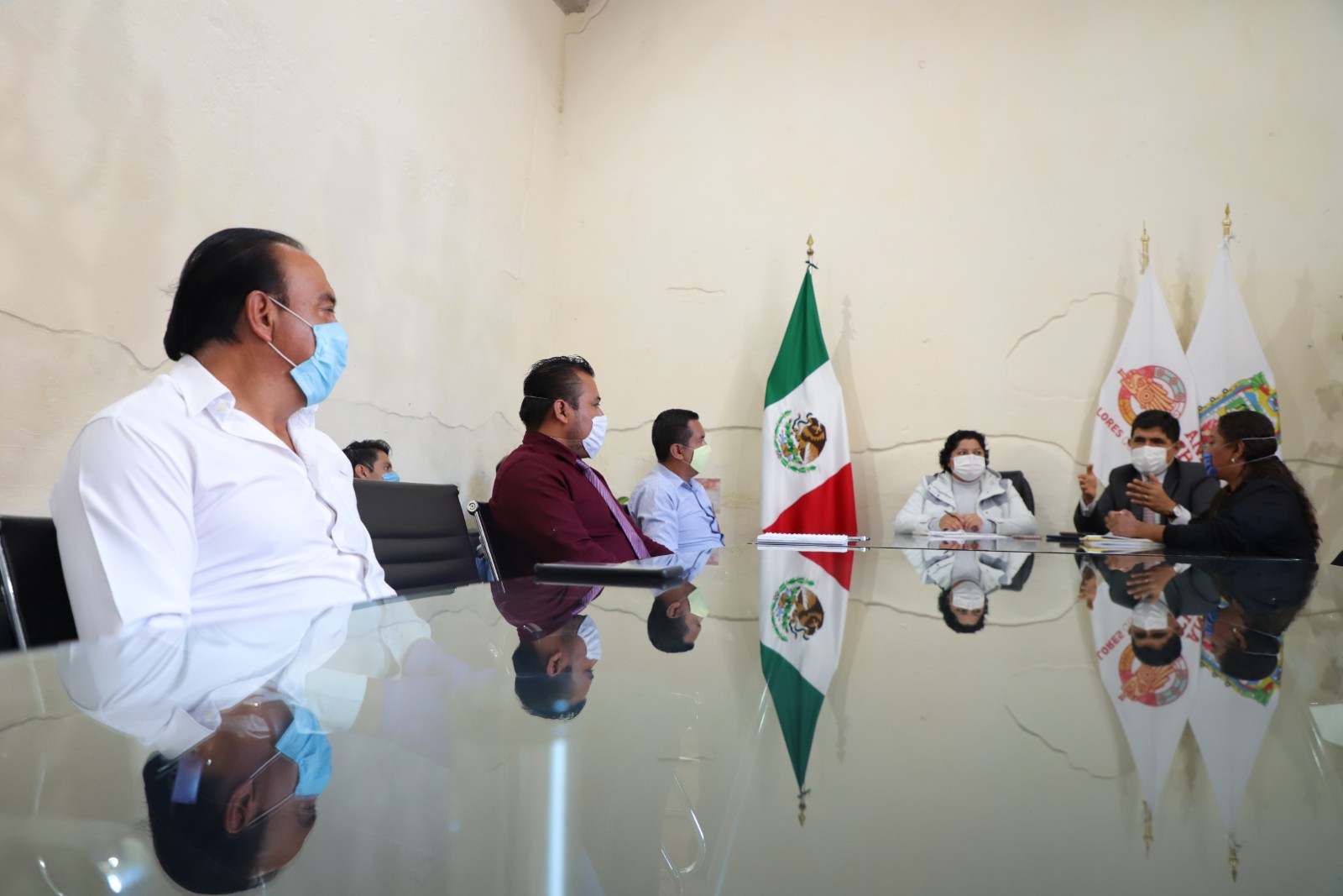 Foto: Cortesía Karina Pérez Popoca realiza mesa de trabajo con Presidentes Auxiliares