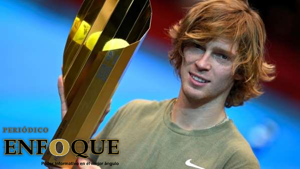 Foto: Cortesía Andrey Rublev se corona en Viena tras obtener su quinto título del año.
