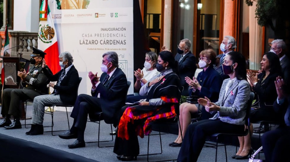 Foto: Cortesía Recorte de aguinaldo a servidores públicos solo es para los de 'mero arriba': AMLO