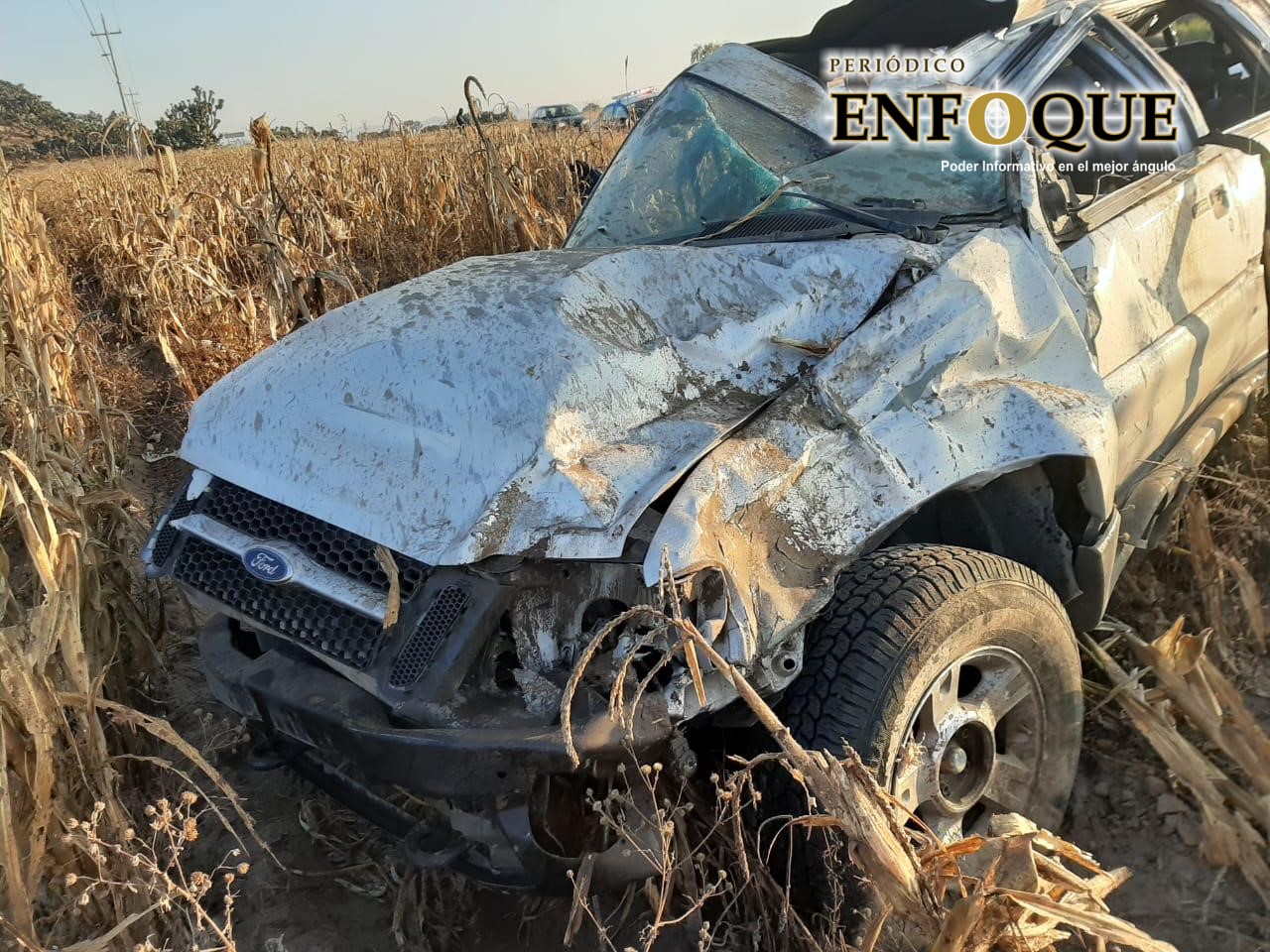 Foto: Rommel Bonilla Fallecen tres jóvenes en fatal volcadura en Tequexquitla