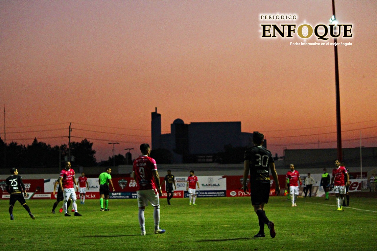 Foto: Pepe Márquez  ¡Coyotes de Tlaxcala vive! Gana a Dorados y aún aspira a la reclasificación.