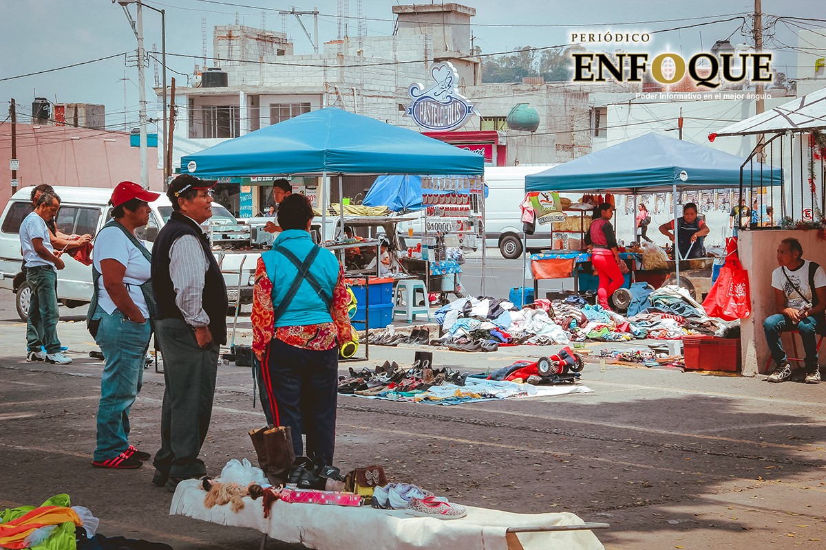 Foto: Alex Muñoz Regidores avalan instalación de ambulantes para temporada navideña