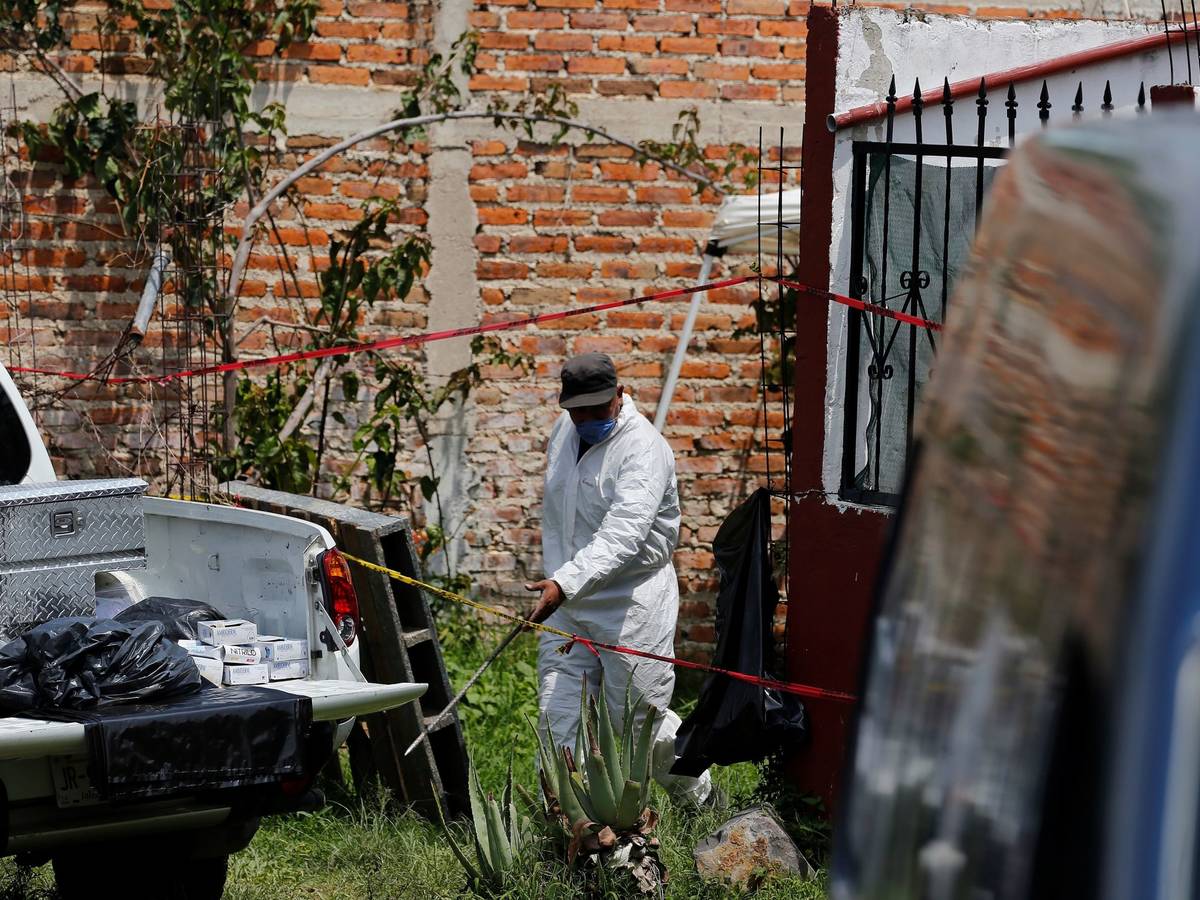 Foto: Cortesía Hallan 113 cuerpos en fosa clandestina de El Salto, Jalisco