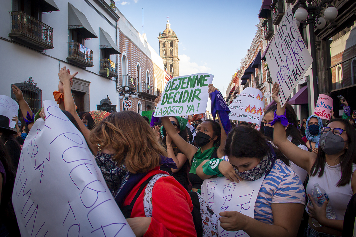 Foto: Alex Muñoz Marcha feminista conmemora el Día Internacional de la Eliminación de la Violencia contra la Mujer