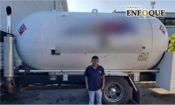 Foto: Cortesía Nuevamente en Amozoc detienen a hombre con pipa de gas LP presuntamente ilegal