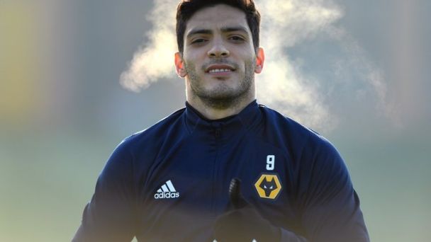 Foto: Cortesía Intervienen con éxito a Raúl Jiménez tras fractura de cráneo por choque con David Luiz