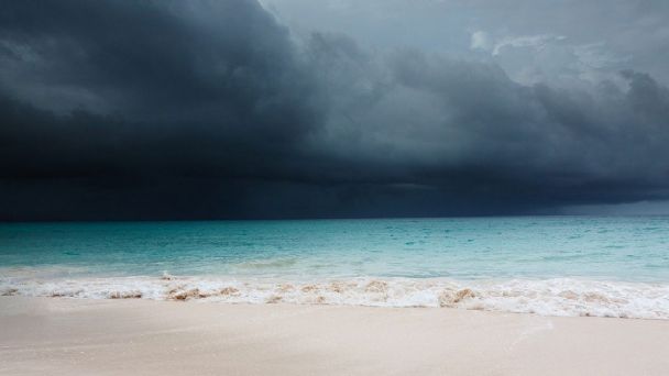 Foto: Cortesía Evacuarán zona hotelera de Cancún por huracán Delta