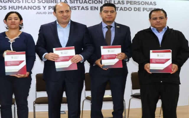 Foto: Cortesía Ex titular de la SSP recibió un Camaro por dejar libre al "Grillo", asegura Barbosa; "Manzanilla lo puso ahí"