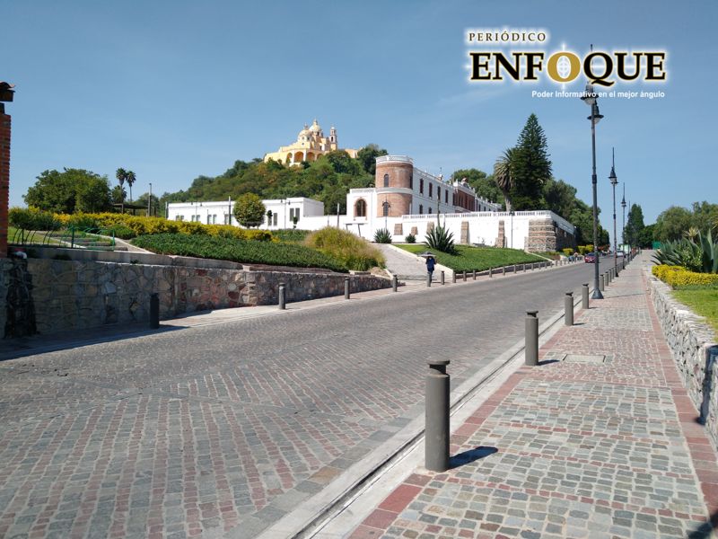 Foto: Omar Sánchez Analiza San Andrés autorizar circulación de artesanos y ambulantes en torno a la Gran Pirámide de Cholula