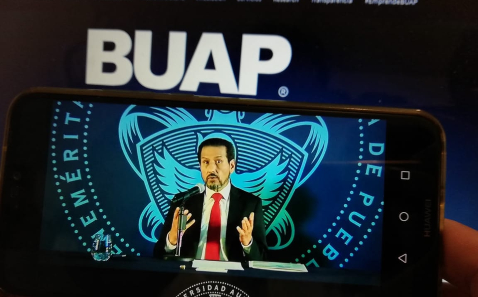 Foto: Cortesía BUAP analizará persecución contra el rector Alfonso Esparza