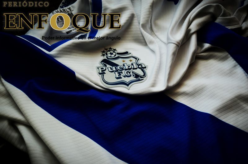 Foto: Dereck Sánchez El origen de la franja azul del Club Puebla: historia, homenaje y legado