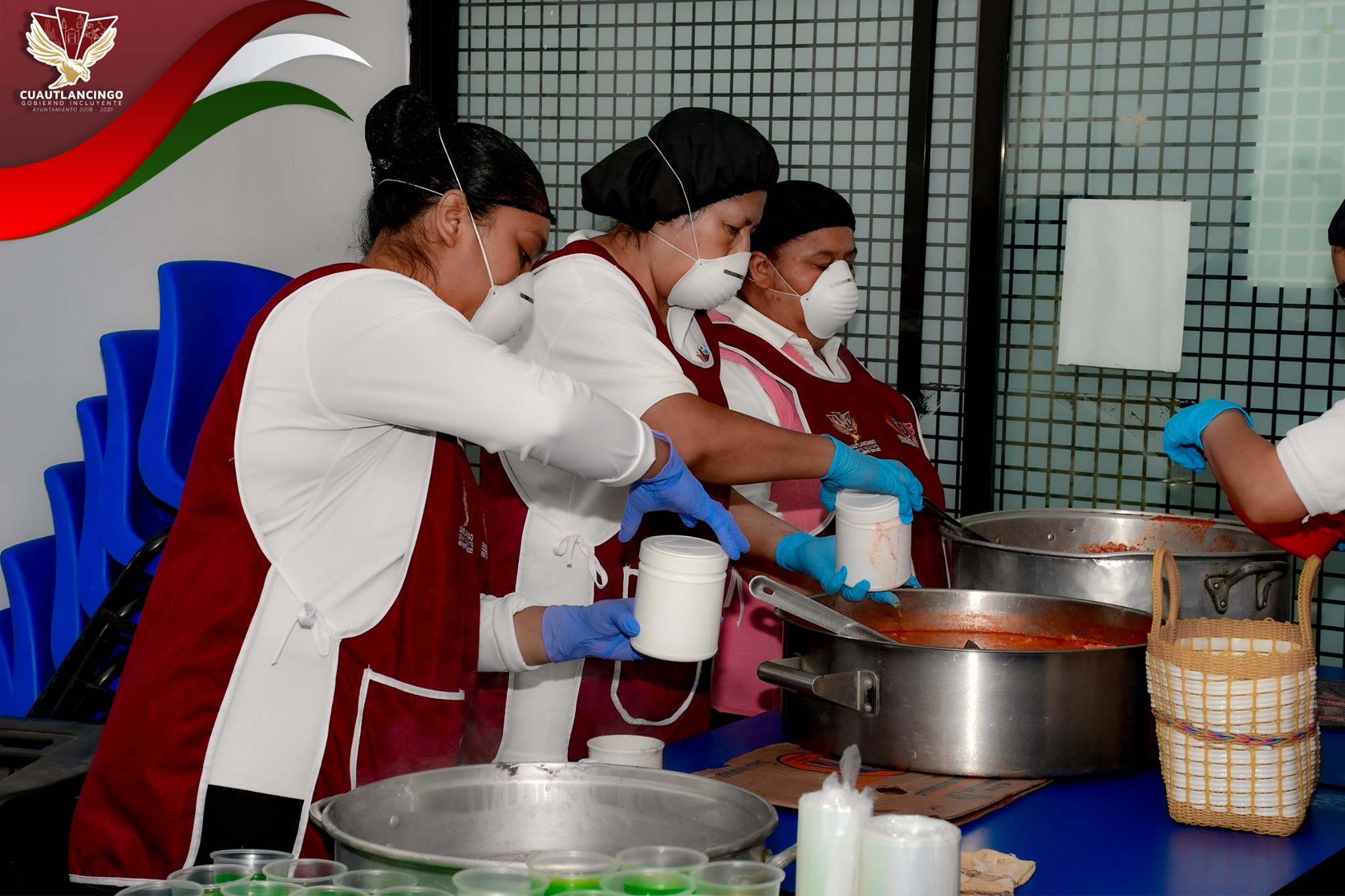 Ayuntamiento de Cuautlancingo  beneficia diariamente a 400 adultos mayores con desayunos calientes para llevar