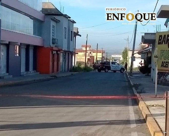 Fuerte movilización policial por hallazgo de cadáver embolsado en La Magdalena, Acajete. 
