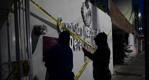 Foto: Cortesía Feministas clausuran de manera simbólica CNDH de Michoacán en apoyo a colectivos en CDMX