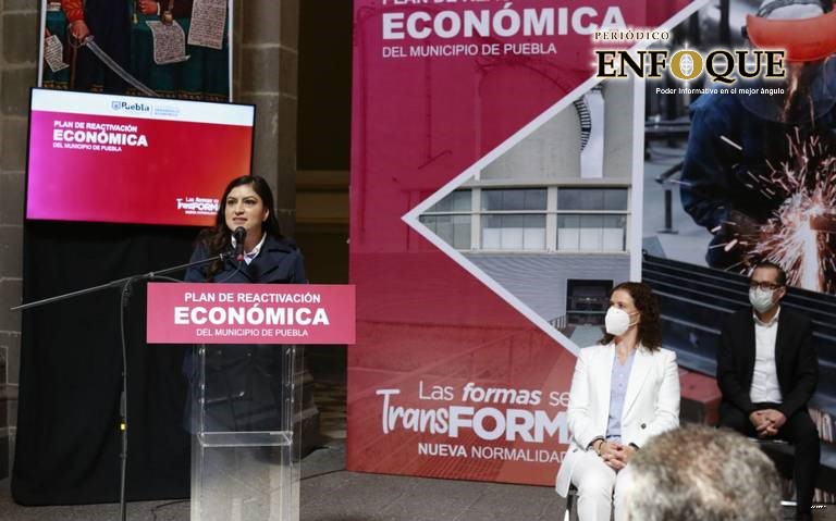Foto: Cortesía Entrega Rivera Vivanco a empresarios Plan de Reactivación Económica