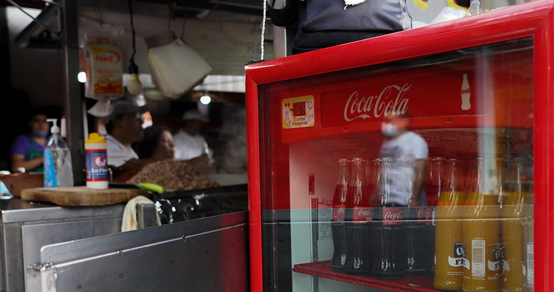 Foto: Cortesía Coca-Cola estudia dar créditos a un millón 200 mil 'tienditas' de México, afirma López Obrador