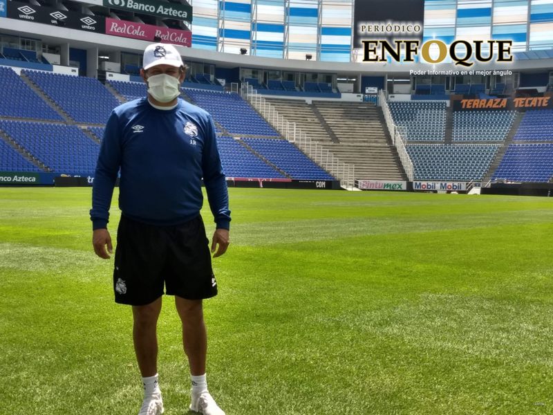 Foto: Cortesía Juan Reynoso terminó molesto tras el empate del Puebla ante Querétaro