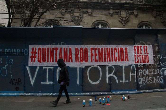 Por: Cortesía Policías de Tulum son vinculados a proceso por feminicidio; restos de Victoria llegan a El Salvador