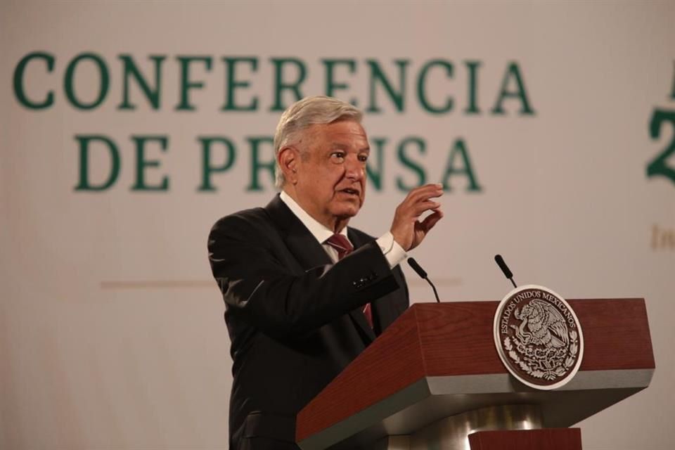 Por: Cortesía AMLO presentó en la “mañanera” el montaje de Loret con el caso Cassez: “Escuela de mentiras”