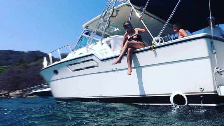 Por: Cortesía “Yo no fui”: la verdad detrás de la publicación de la foto en bikini de La Chilindrina