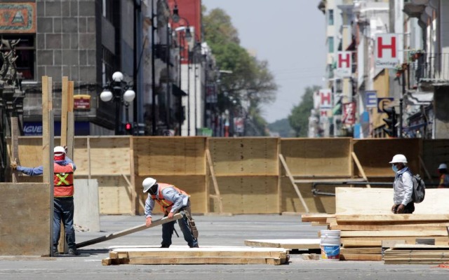 Por: Cortesía Ayuntamiento realiza obras en Zócalo de Puebla sin autorización de Medio Ambiente