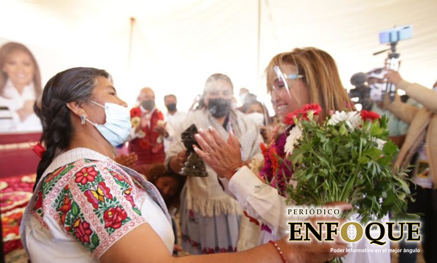 Por: Cortesía Lorena Cuéllar promete universidad indígena y combate a la corrupción en Tlaxcala