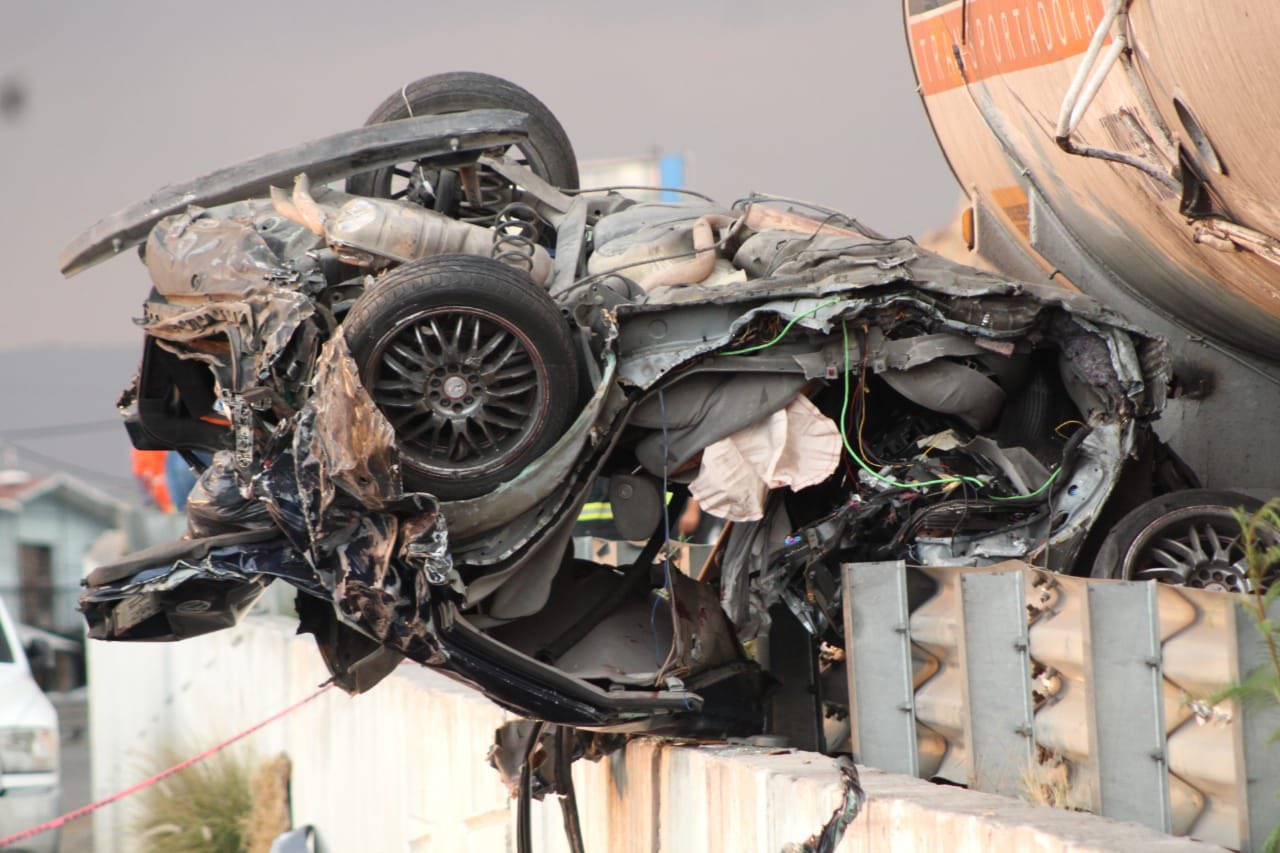 Por: Cortesía Accidente en la Autopista Mexico-Cuernavaca deja al menos 20 personas heridas