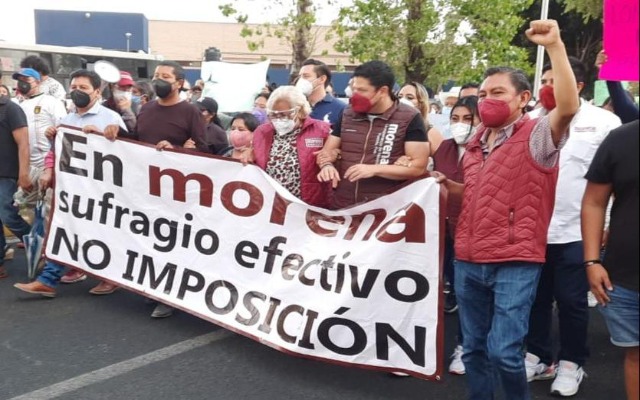 Por: Cortesía Encabeza Biestro marcha de morenistas inconformes con designación de candidaturas