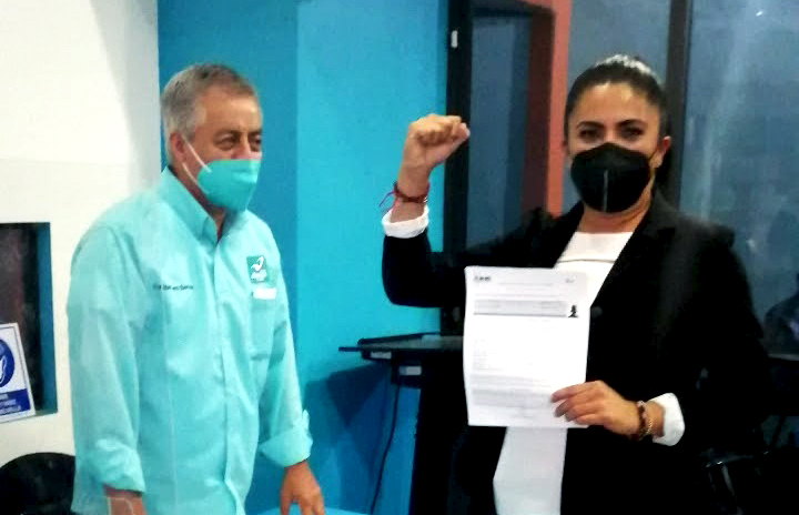 Por: Cortesía Nueva Alianza no efectuará alianzas y designa a Evelyn Hurtado como su candidata por la Alcaldía de Puebla.