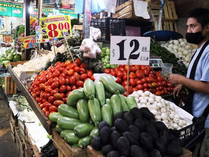 Por: Cortesía "Golpe a la economía familiar": Proponen aplicar el cobro de IVA en alimentos
