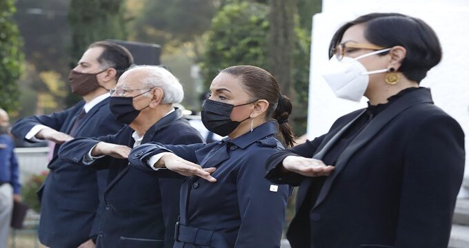 Argelia Arriaga encabeza ceremonia cívica por el 490 aniversario de Puebla