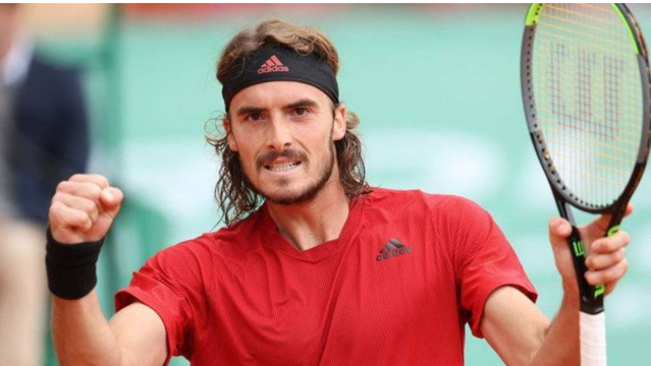Por: Cortesía Stefanos Tsitsipas se coloca en las semifinales del Masters de Montecarlo tras el retiro de su rival.