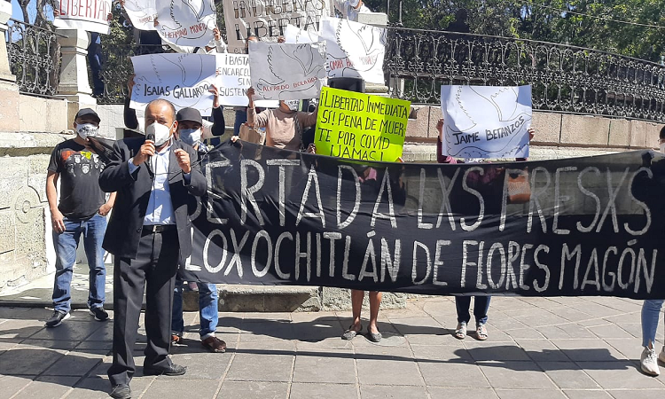 Por: Cortesía Exigen a la Fiscalía de Oaxaca retirar cargos contra presos políticos de Eloxochitlán, acusados de homicidio