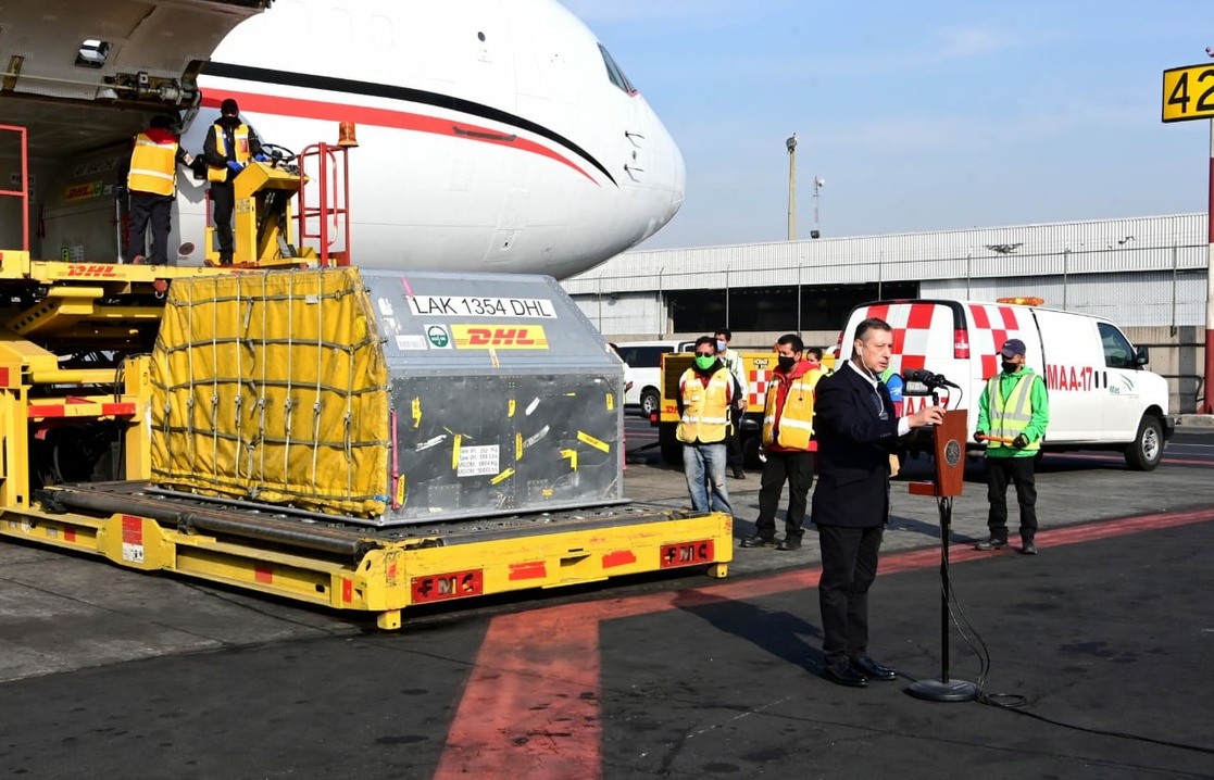 Por: Cortesía Llegan 487 mil 500 vacunas COVID de Pfizer; el primer embarque programado para completar 2 millones