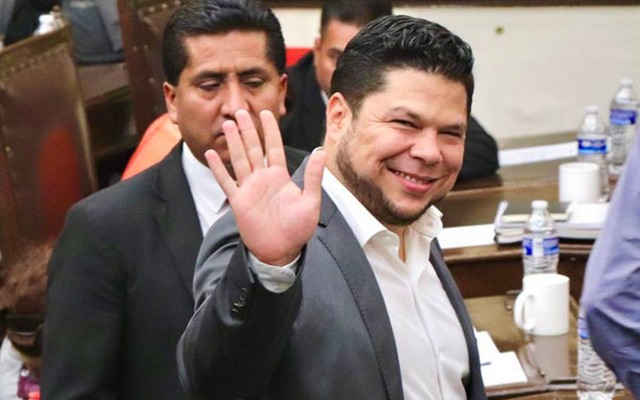 Por: Cortesía Biestro y Tonantzin Ferández renuevan licencias para continuar con la impugnación de candidaturas