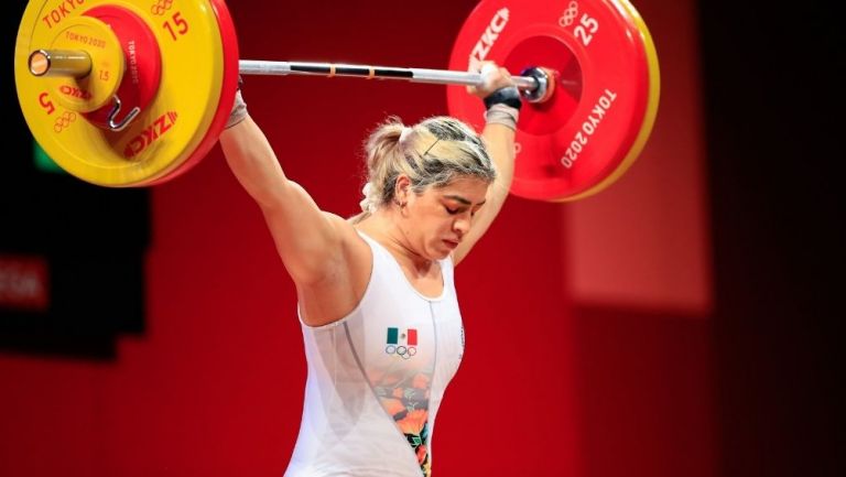 Por: Cortesía ¡México obtiene tercera medalla! Aremi Fuentes gana el bronce en levantamiento de pesas