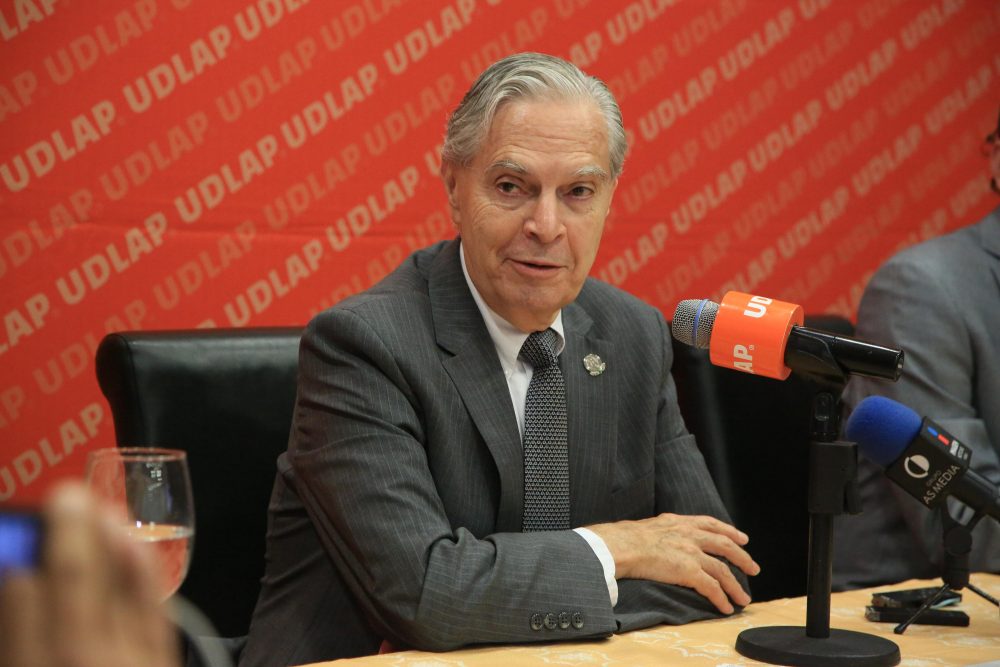 Por: Cortesía Trabajadores de la UDLAP dan respaldo a rectoría de Luis Ernesto Derbez