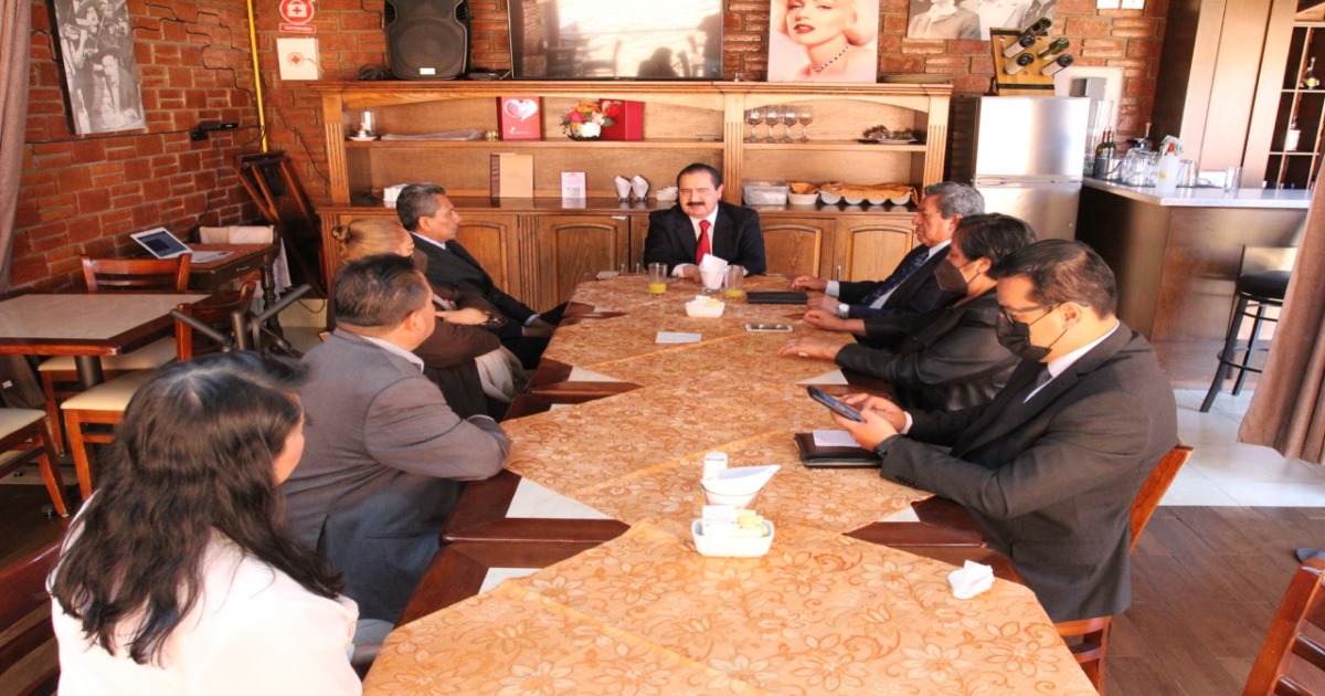 Por: Cortesía Comunicación permanente ofrece Bernal Salazar a barras y colegios de abogados